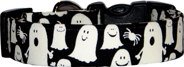 Glow in The Dark Ghosts Dog Collar